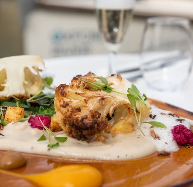 Oxford: River Cruise with 3-Course Meal - What you’ll actually see: Folly Bridge, Christ Church meadows, and Oxford’s boathouse scene