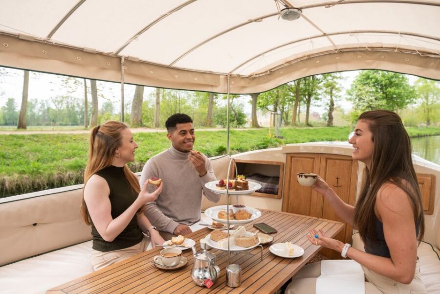 Oxford: Sightseeing River Cruise with Afternoon Tea - From Folly Bridge to Iffley Lock: the Oxford river you’ll actually want to see