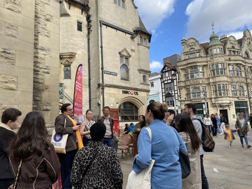 Oxford: The Original Uncomfortable Oxford™ Tour - Walking logistics: timing, distance, and what to bring