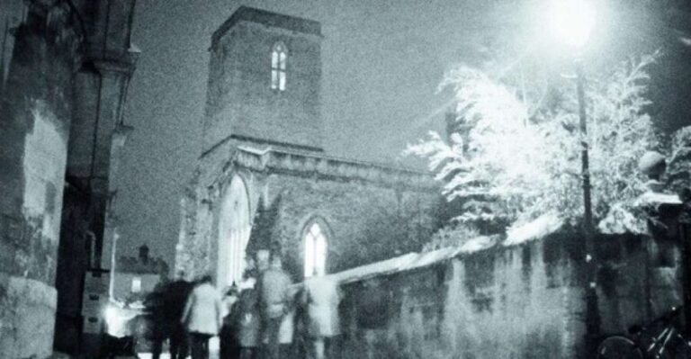 Oxford: Twilight Ghost Tour - Dead Man’s Walk: A Spectral Soldier and City-Wall Power