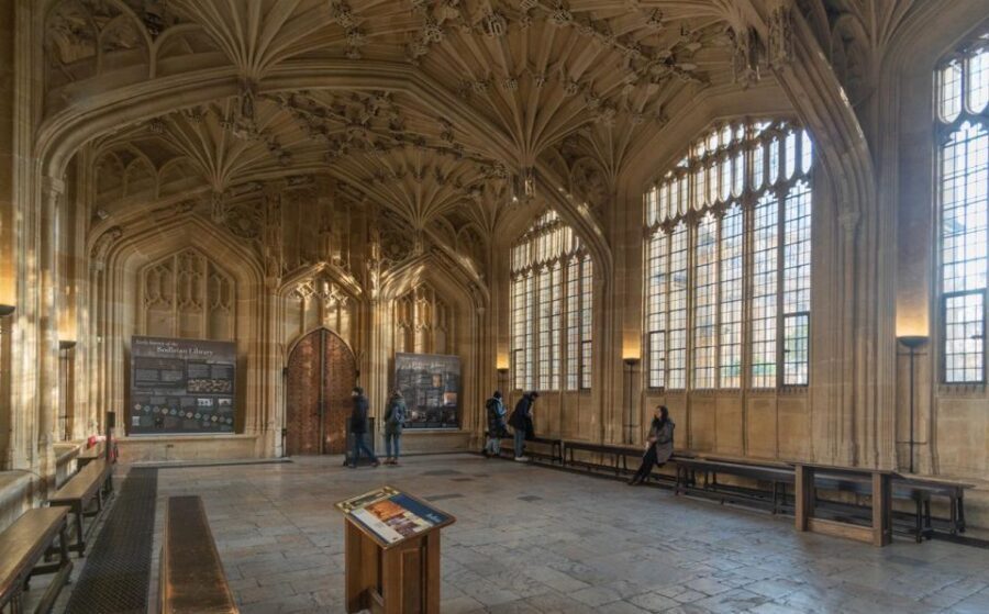 Oxford: University Walking Tour with Christ Church Visit - Going beyond the usual sights: Oriel, Merton, and All Souls access