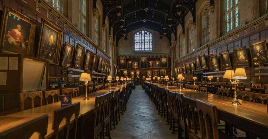 Oxford: University Walking Tour with Christ Church Visit - Oxford for literature fans: Lewis, Carroll, and the “hidden door” stop