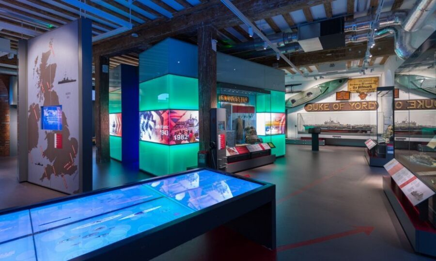 Portsmouth: Historic Dockyard Ultimate Explorer Ticket - Submarines and waterbus access: HMS Alliance plus the firepower museum