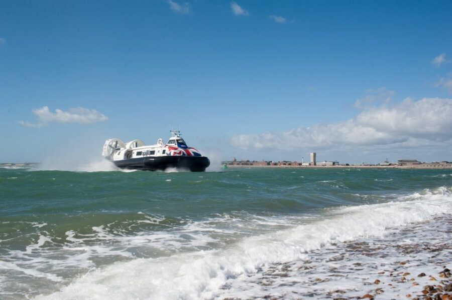 Portsmouth: Hovercraft Flight to the Isle of Wight - Key Things to Know About the Portsmouth Hovercraft to Ryde