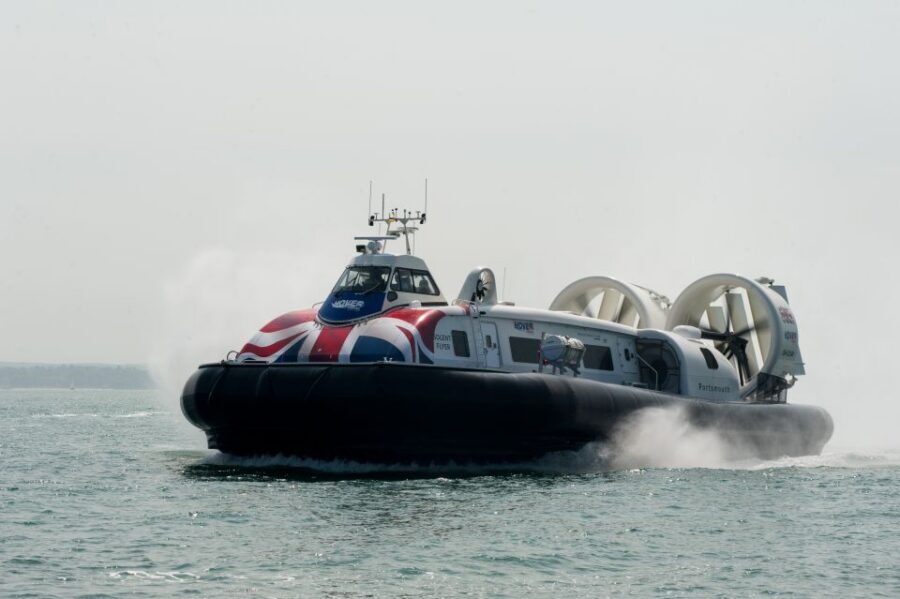 Portsmouth: Hovercraft Flight to the Isle of Wight - Why the Hovercraft Crossing Feels Like a Travel Cheat Code