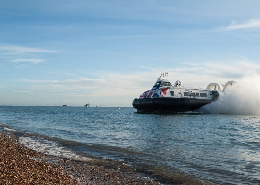 Portsmouth: Hovercraft Flight to the Isle of Wight - Timing Strategy: Getting Out Early, Coming Back Later, Without Stress