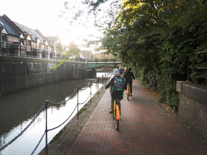 Secret London Tour by Bike - Tower Bridge Moment: Views, Wind, and Peak-Hour Energy