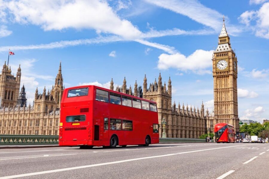 Skip-the-Line London Westminster Abbey Guided Tour in German - Price and value: what you’re really paying for at $107