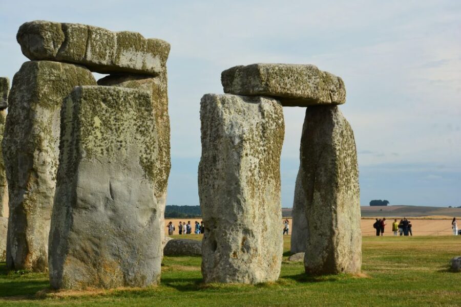 Southampton: Cruise Transfer to London via Stonehenge - Ride comfort matters on this route