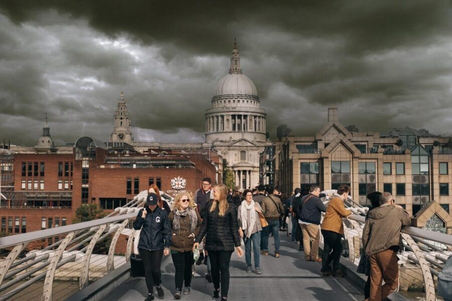 Spanish Language : Original Harry Potter Walking Tour - Gringotts Wizarding Bank and the world’s smallest police station