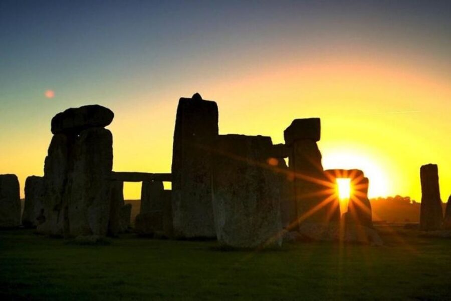 Stonehenge Special Access - Evening Tour from London - What the 11-hour coach day feels like (and how to be ready)