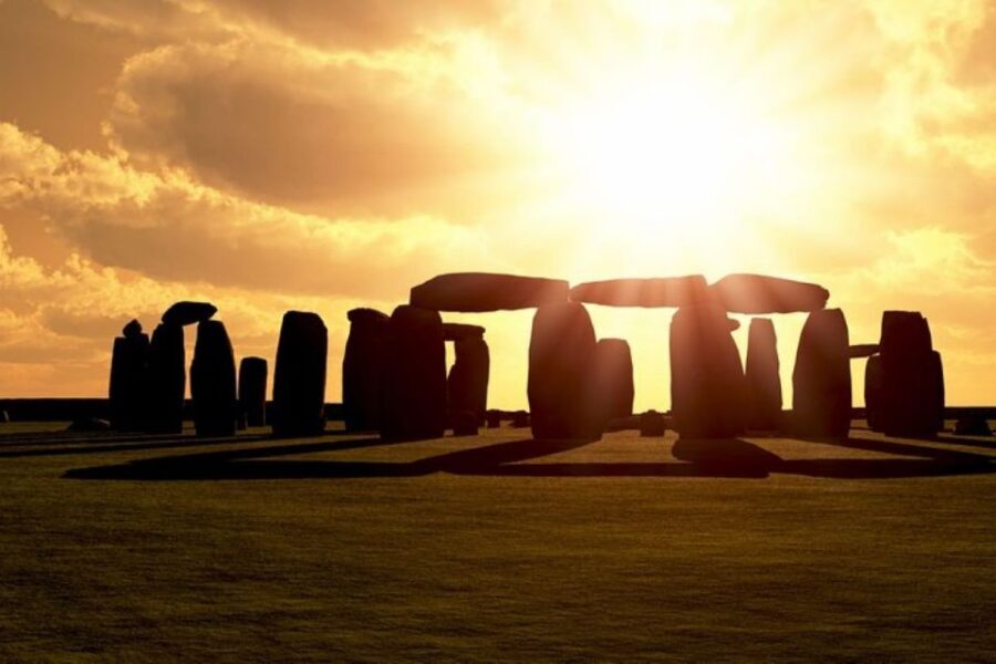 Stonehenge Special Access - Evening Tour from London - Should you book Stonehenge Special Access from London?