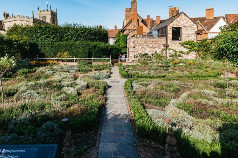 Stratford-upon-Avon: Shakespeare's Birthplace Ticket - Price, value, and whether to book this ticket
