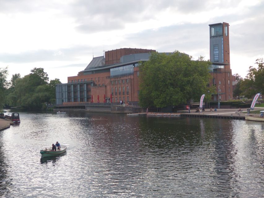 Stratford-Upon-Avon: The Famous Walk Talk Show - Who this tour suits best (and who might want to think twice)