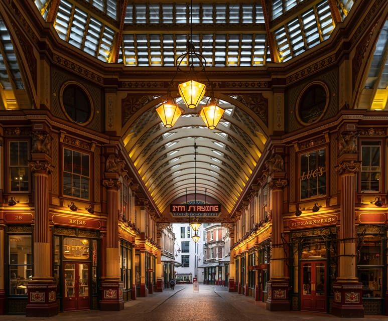 The most complete and exclusive Harry Potter tour in London - Southwark Cathedral to Borough Market: Leaky Cauldron meets real London food streets