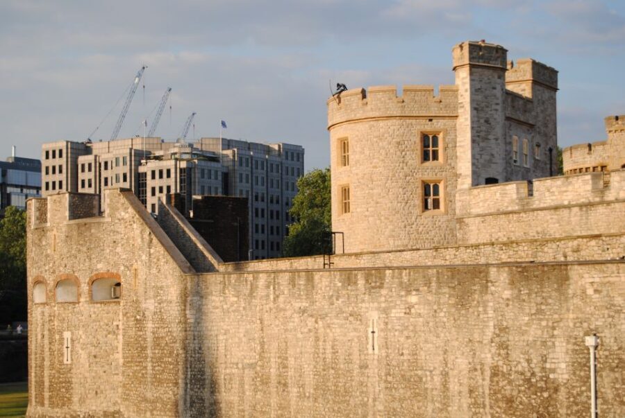 Tower of London Private Guided Tour - The White Tower: William the Conqueror’s fear fortress