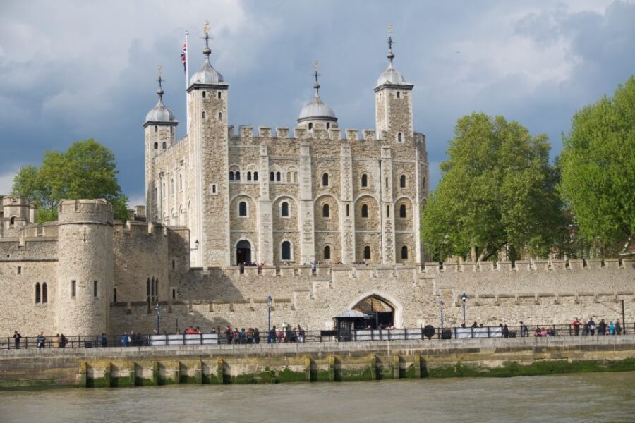 Tower of London Private Tour - The White Tower, William the Conqueror, and the Ravens
