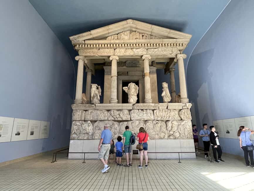 Unveil the Rosetta Stone, Parthenon at British Museum - Winged Bulls from Khorsabad: Assyrian power at full scale