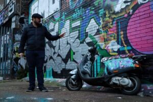 Urban Canvas: Exploring Shoreditch's Vibrant Street Art - Meeting at Shoreditch High Street: start point and first quick win