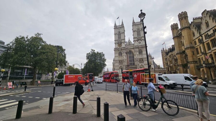 VIP Westminster Abbey & Upper Gallery and Buckingham Palace - Key Highlights I’d Prioritize