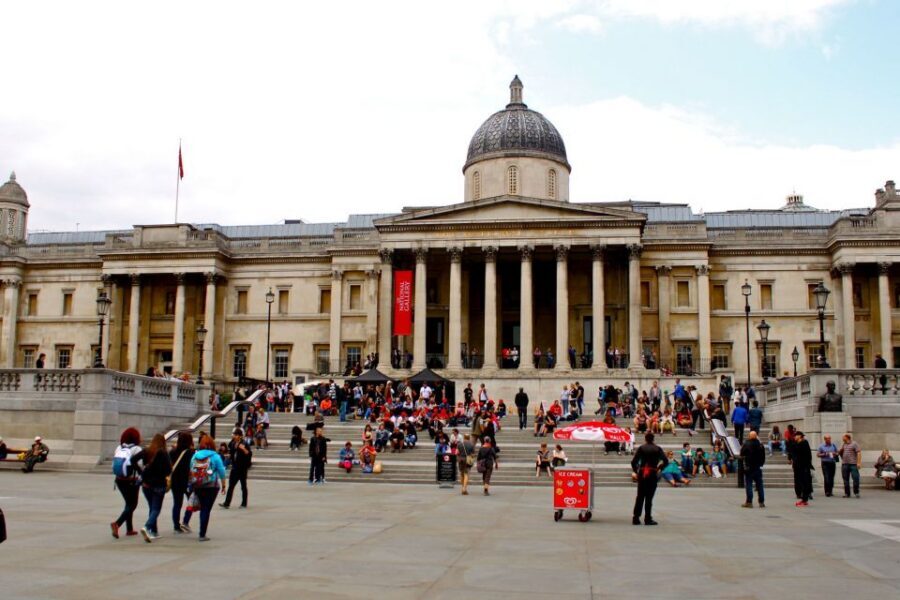 Westminster and National Gallery 3.5-Hour Tour in Italian - Stopping at Trafalgar Square: Use the Finish Like a Smart Transfer
