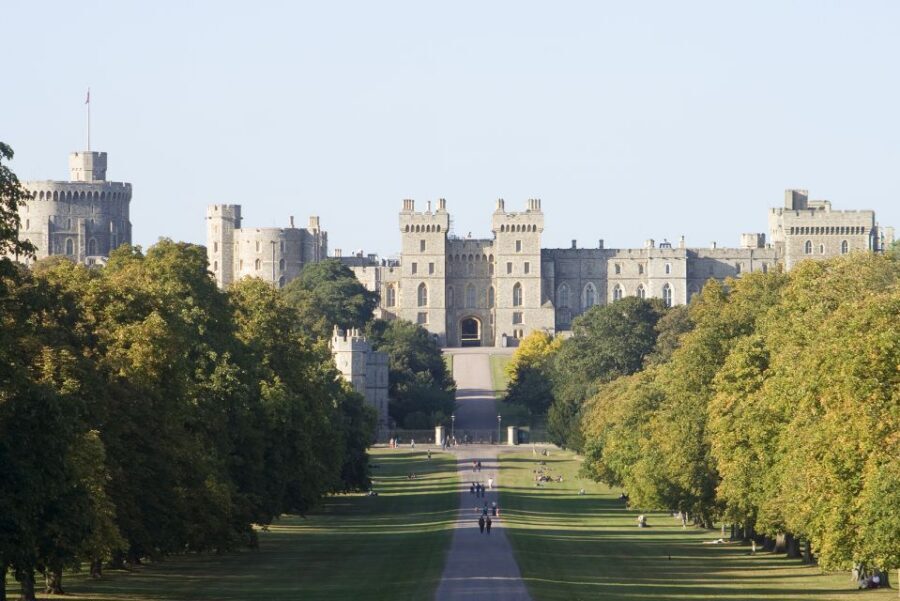Windsor Castle Tour with Fish and Chips Lunch in London - Who this tour suits best (and who should pass)
