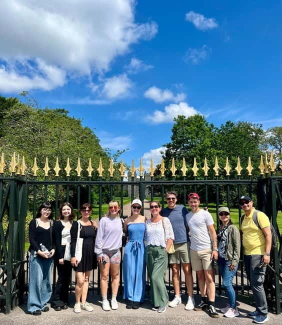 Windsor Town Daily Walking Tour (11am & 2pm) - Key reasons this walk works