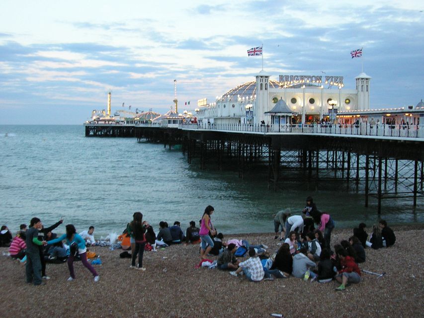 Brighton: Piers & Queers LGBTQ History Tour - Ric’s Style and the Blue Badge Difference: Hearing It Clearly and Asking Questions