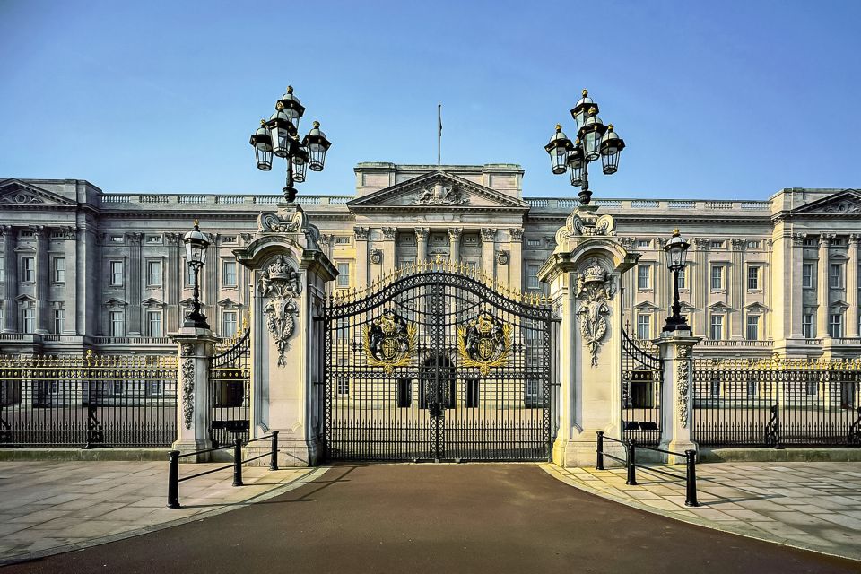 Buckingham Palace: The State Rooms Entrance Ticket - Inside the State Rooms: art, sculpture, porcelain, and the rooms where ceremony happens