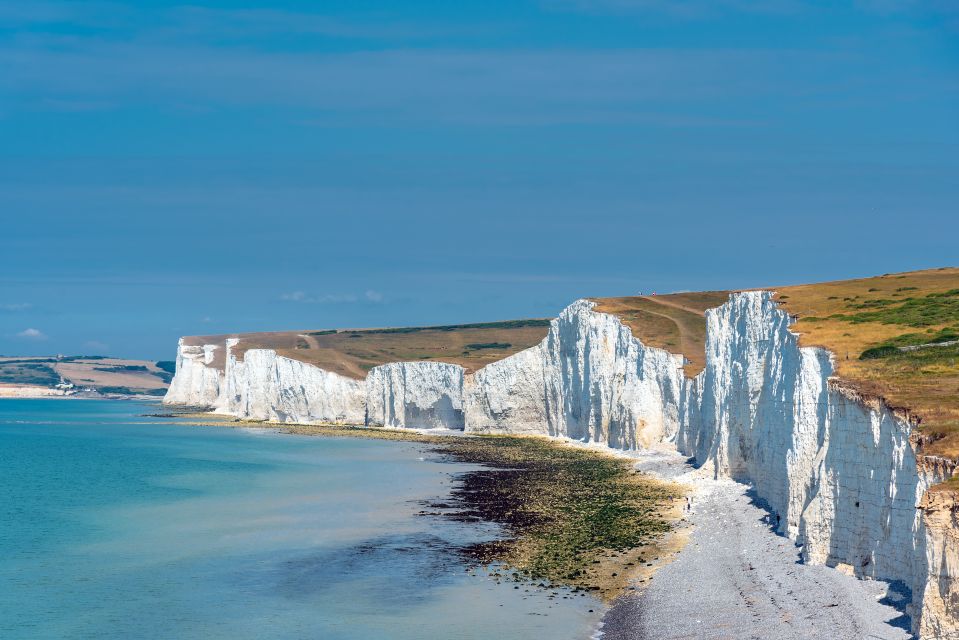 From London: Brighton & Seven Sisters Small-Group Tour - Morning Pickup and the Drive South to Brighton