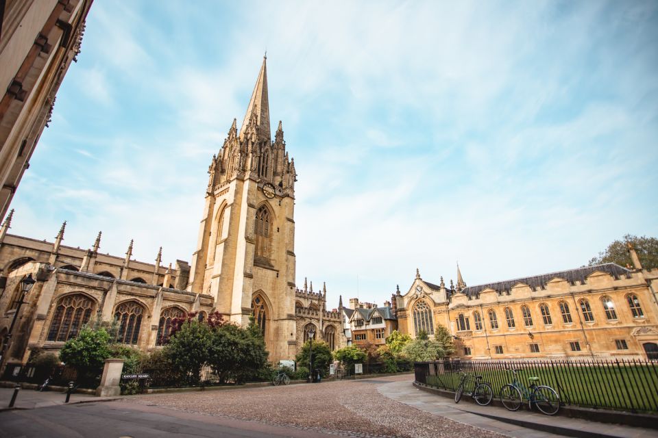 From London: Cotswolds and Oxford Guided Day-Trip - Oxford on Foot: Bridge of Sighs and Christ Church Cathedral