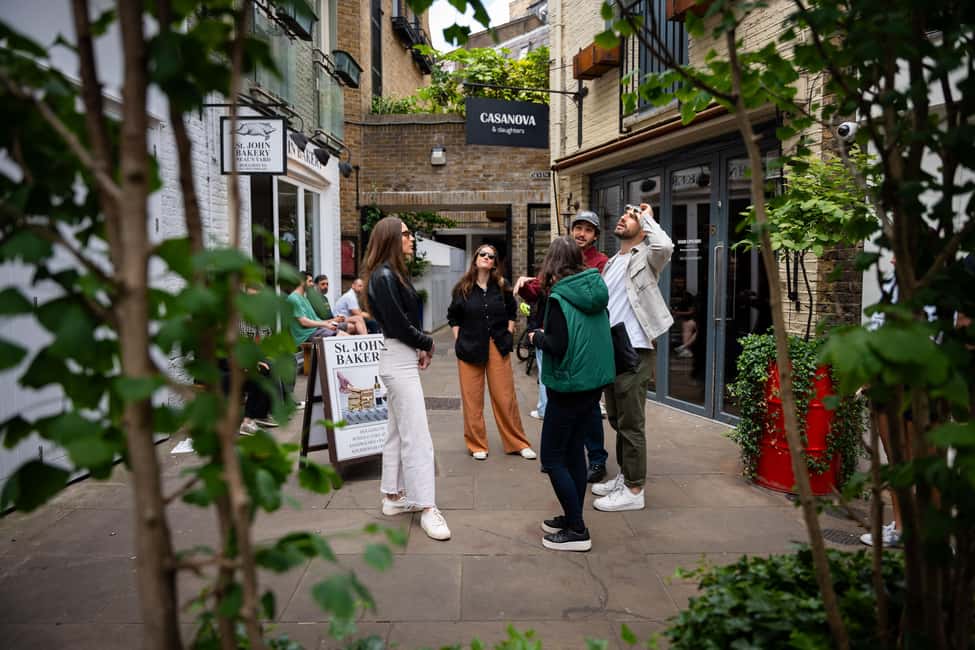 Local Foodie Adventure in London: 10+dishes, drinks and more - The main restaurant rounds: eight dishes across five stops