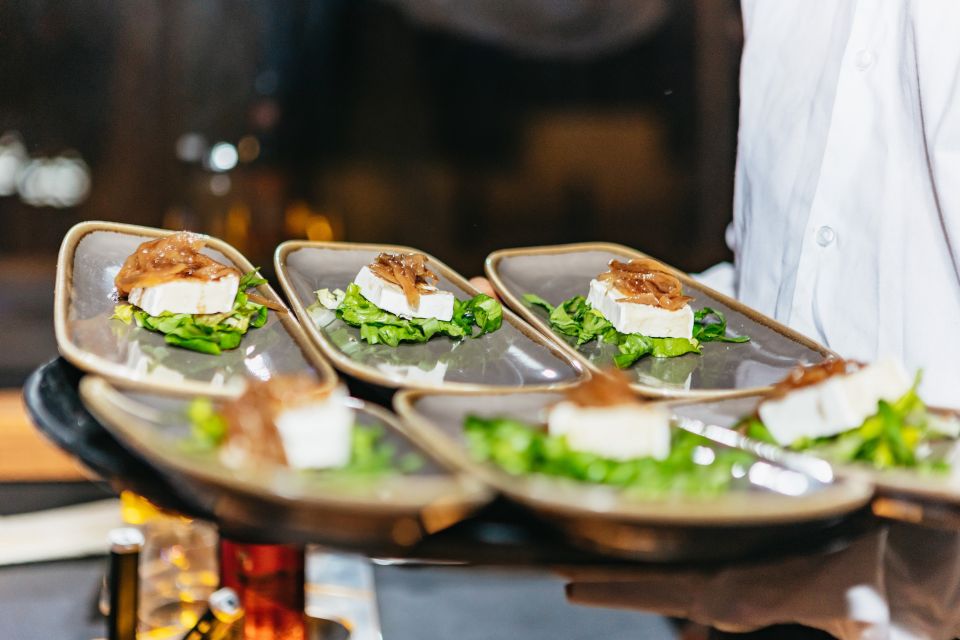 London: 6-Course Gourmet Dinner on a Luxury Coach - Should you book the London 6-course dinner on a luxury coach?