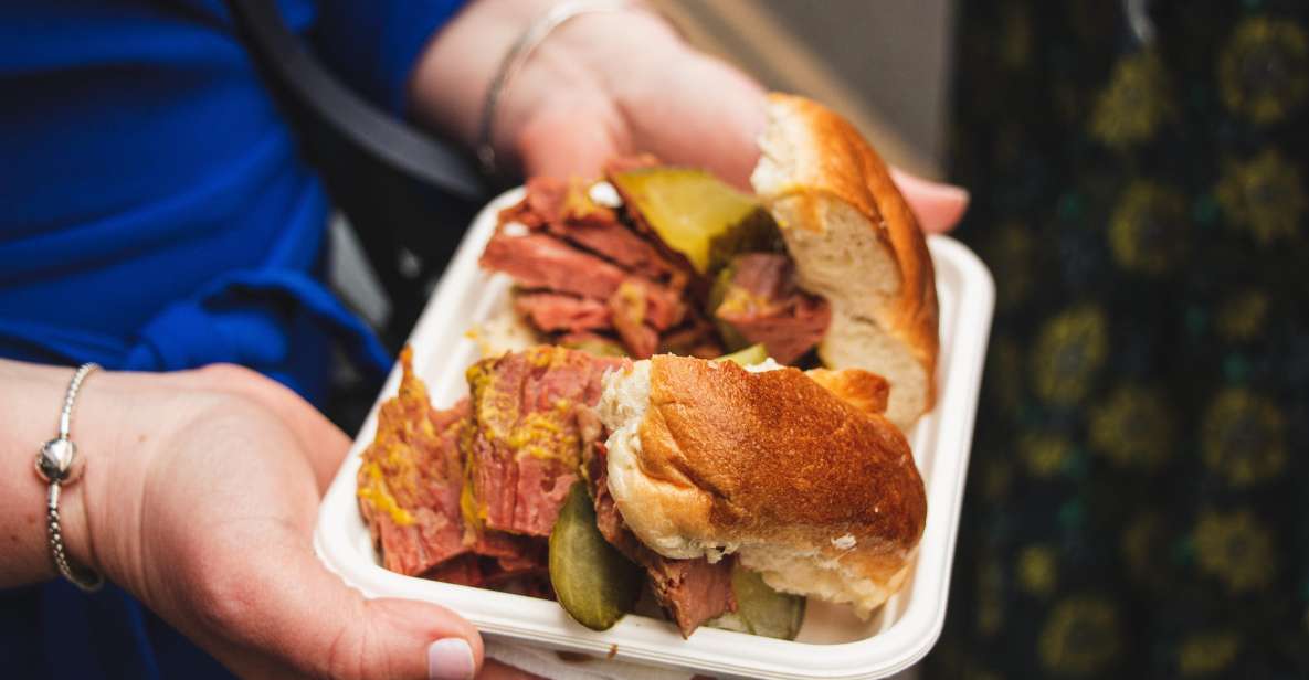 London: Brick Lane, Shoreditch & Spitalfields Food Tour - Shoreditch and street art: why the guide experience changes everything