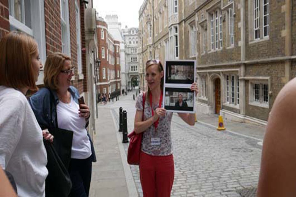 London: Bridget Jones 2–Hour Walking Tour - Starting at Temple Underground: a quick way to get into the story