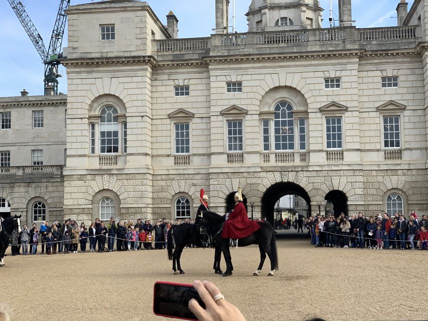 London: Buckingham Palace & Changing of the Guard Experience - Viewing the Guards: Timing, Music, and the Best Placement