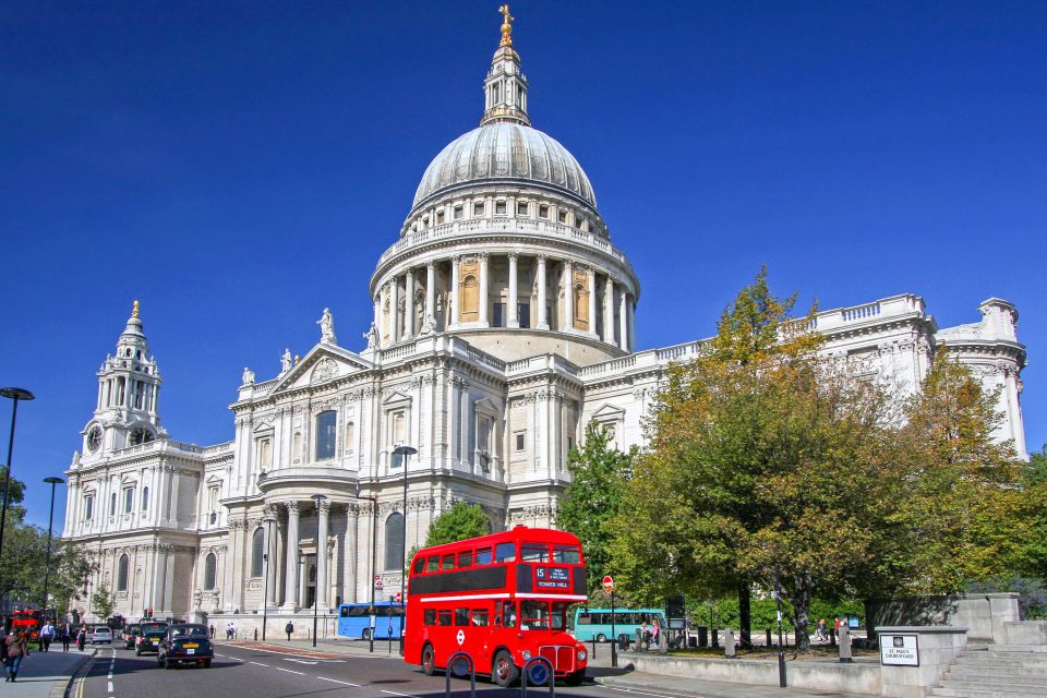 London: Full-Day Sightseeing Bus Tour with River Cruise - Thames River cruise: quick photo beats for Globe, Tower Bridge, Big Ben