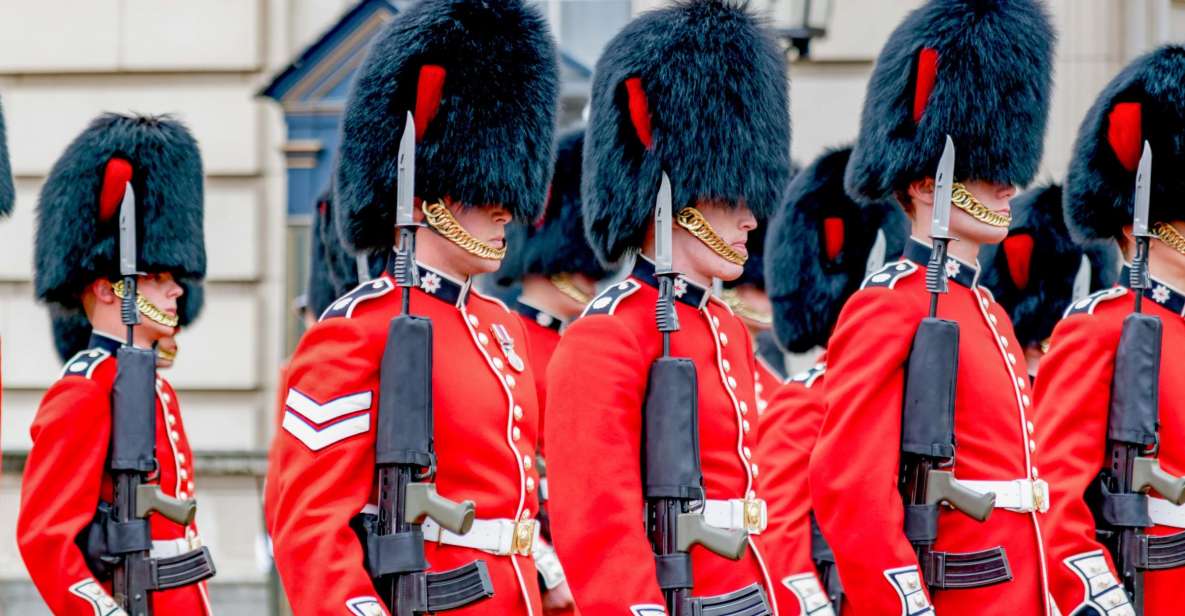 London: Full-Day Sightseeing Bus Tour with River Cruise - Buckingham Palace and Guards: timing, weather, and what you actually get