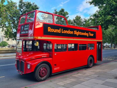 London: Guided Sightseeing Tour on a Vintage Open-Top Bus - Starting at Embankment (Stop 40B) Without Wasting Time